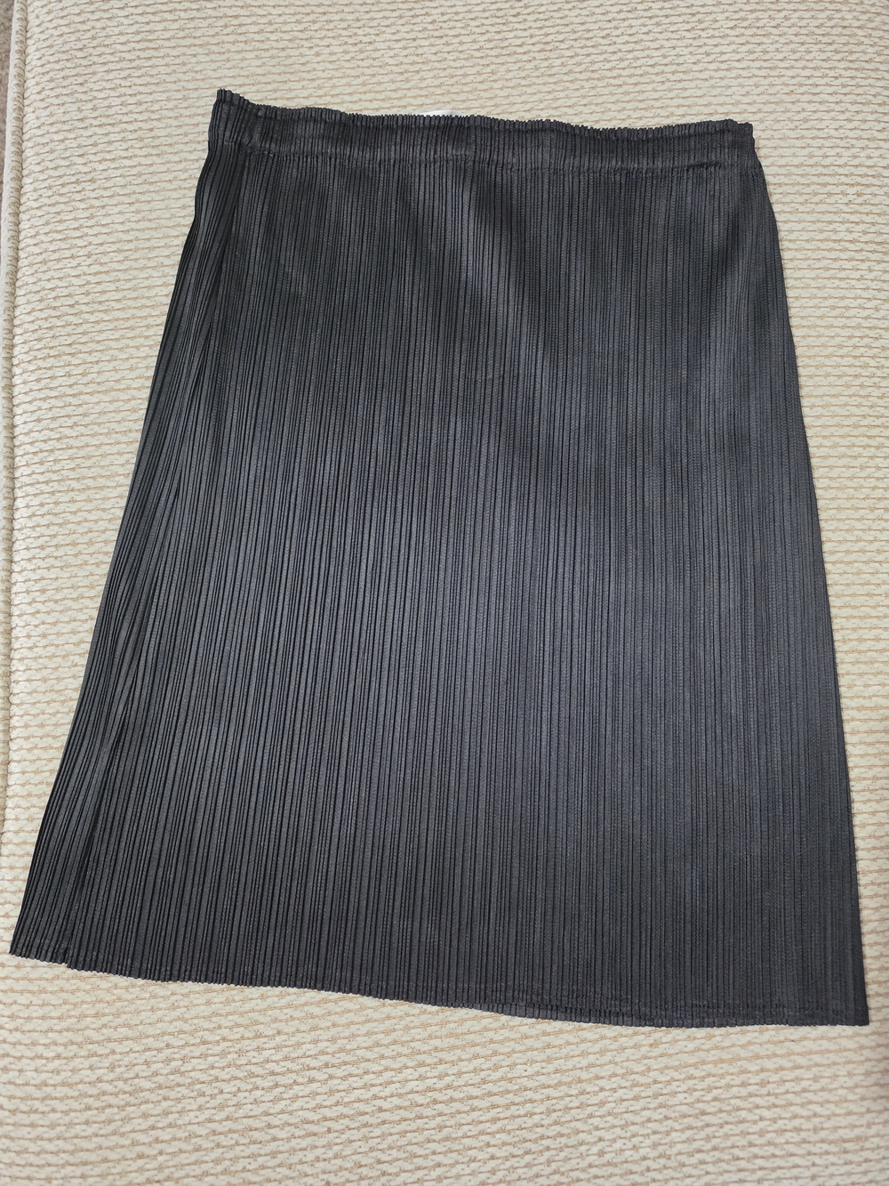 Calvin Klein Black Pleated Midi Skirt